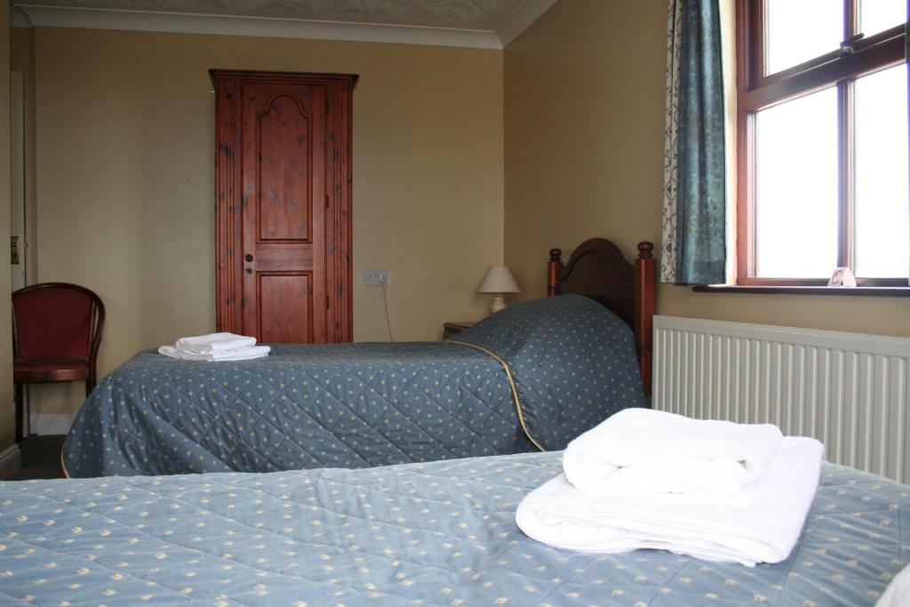 The Wootons Inn تينتاجيل الغرفة الصورة